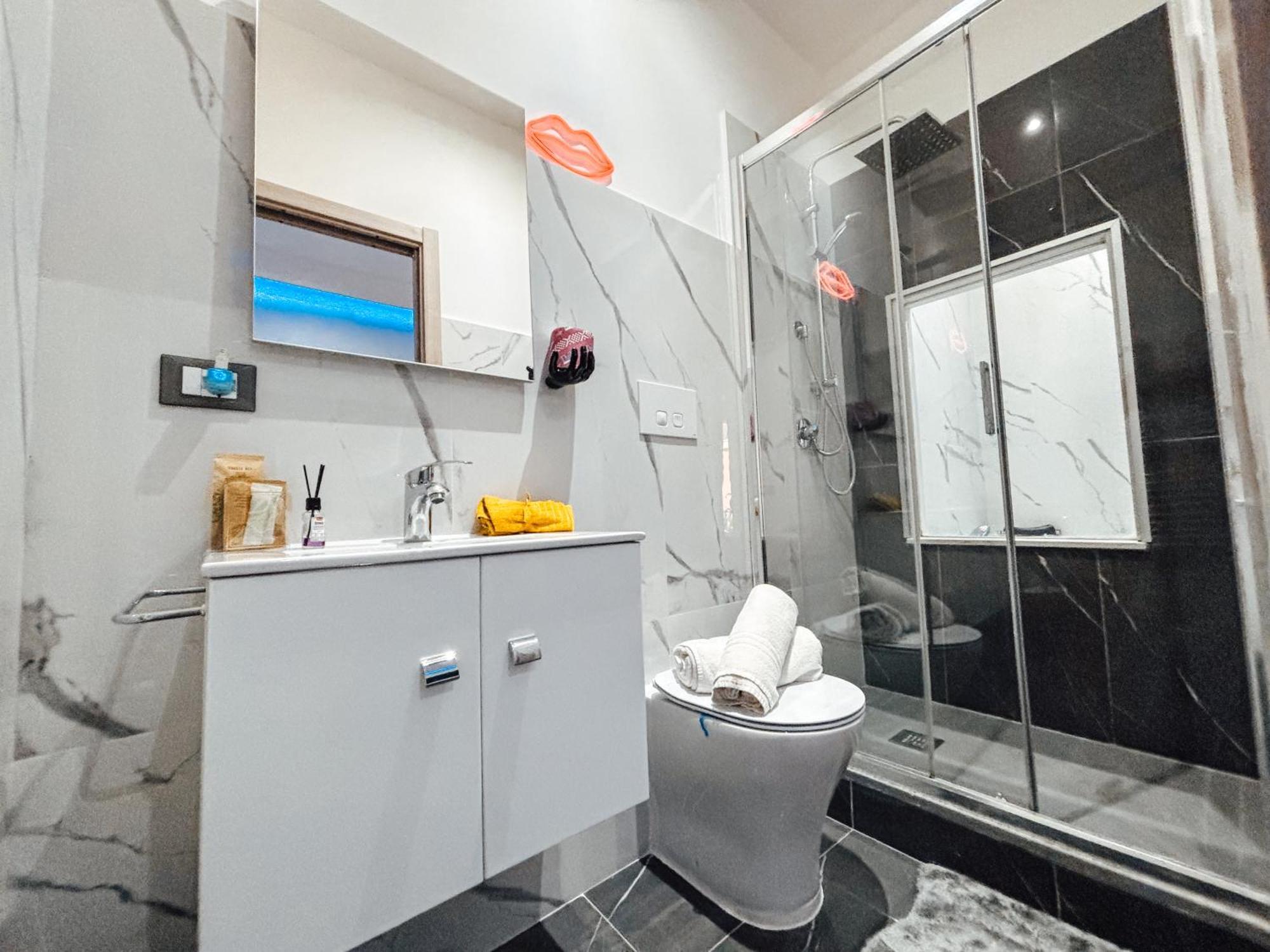 Matriosca Suites Рим Екстериор снимка
