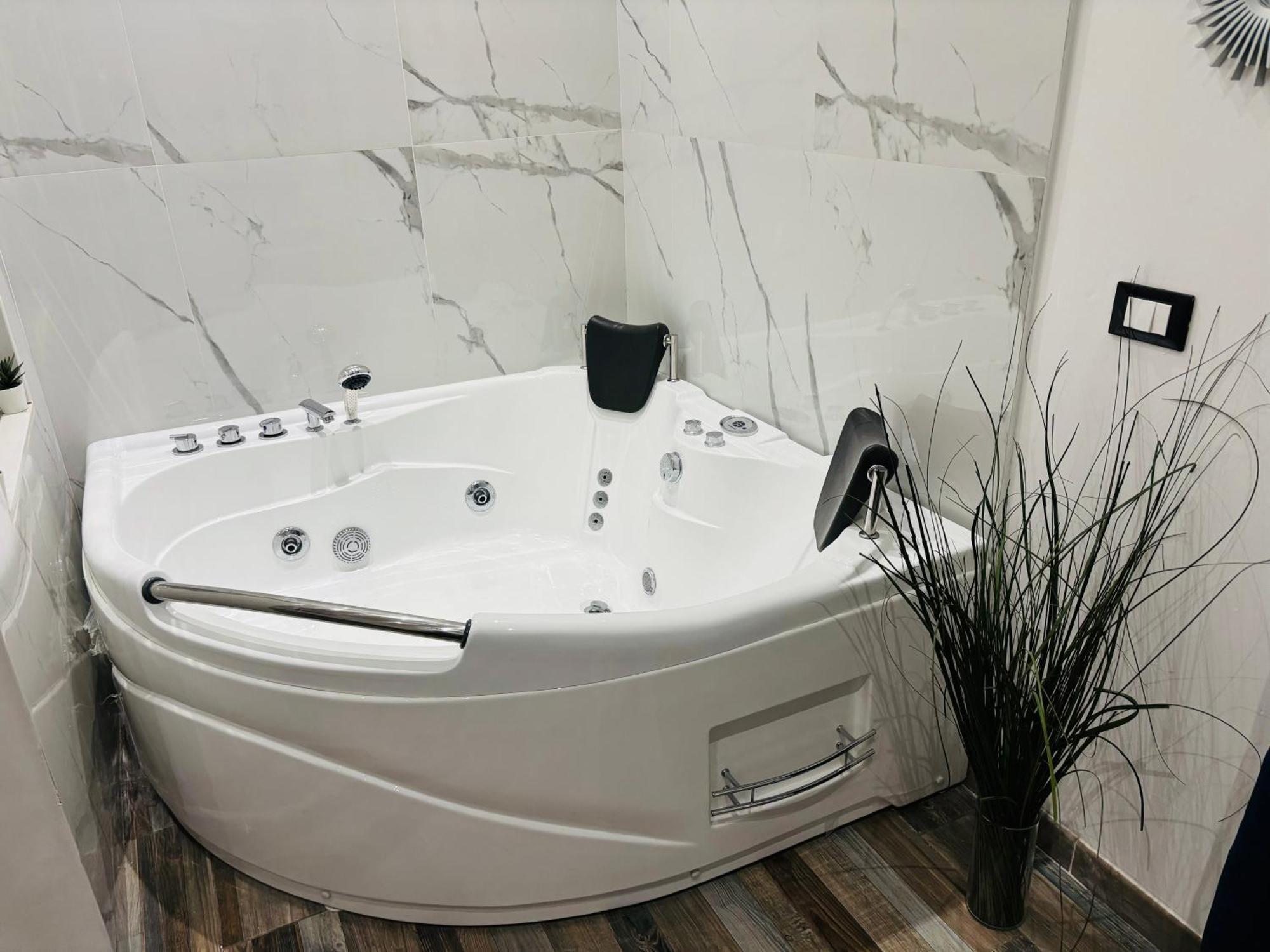 Matriosca Suites Рим Екстериор снимка