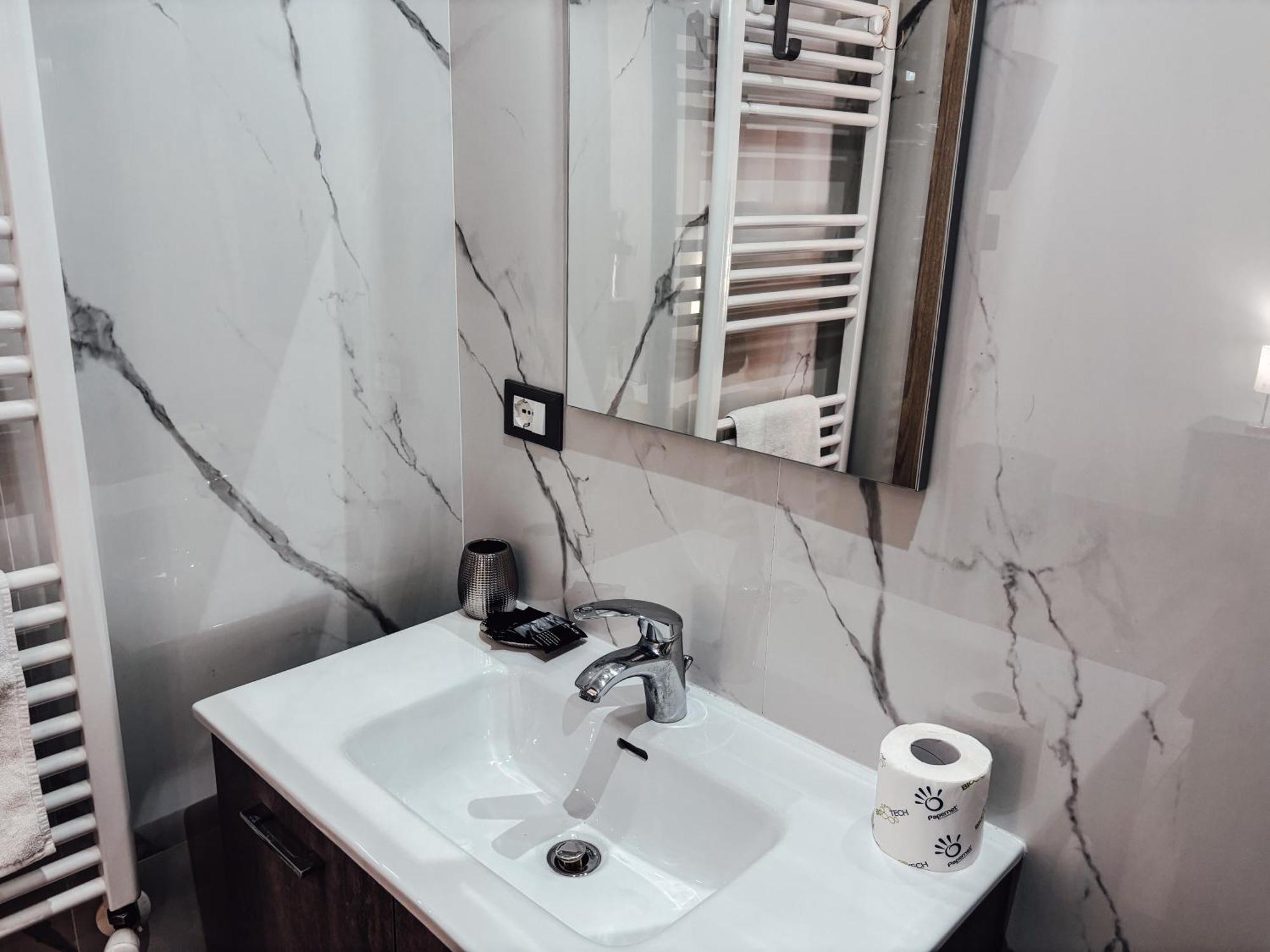Matriosca Suites Рим Екстериор снимка